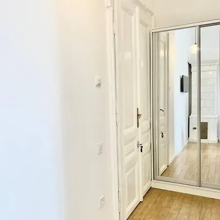 Apartment на огієнка 15 Lviv