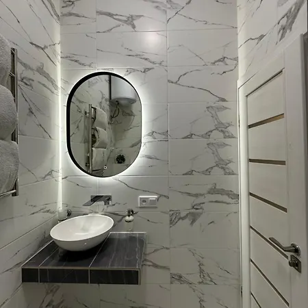 Apartment на огієнка 15 *