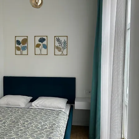 Apartment на огієнка 15 *