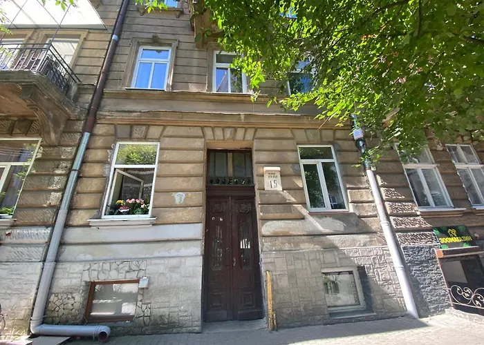 на огієнка 15 Apartamento Lviv
