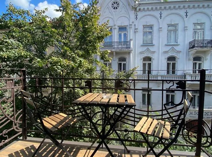 на огієнка 15 Apartamento Lviv